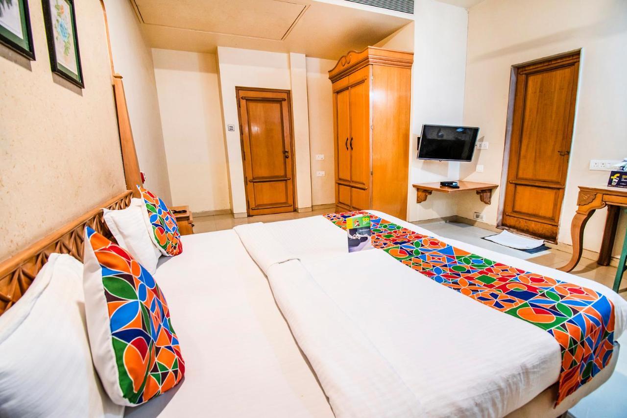 Collection O Hotel Rajwada Near The Pavillion Pune Extérieur photo