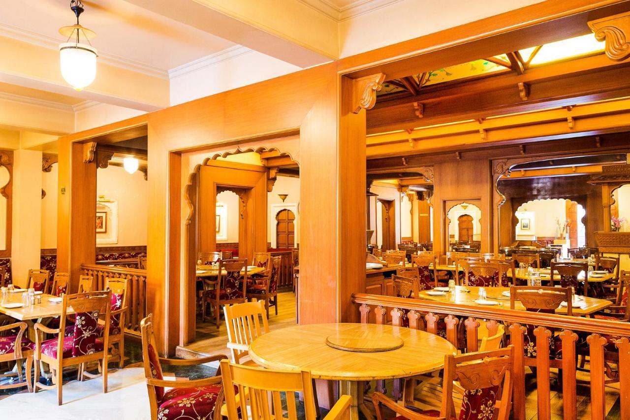 Collection O Hotel Rajwada Near The Pavillion Pune Extérieur photo