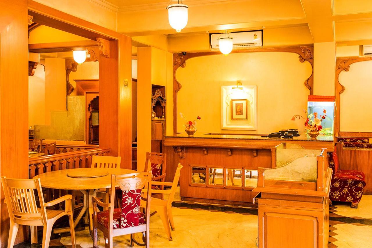 Collection O Hotel Rajwada Near The Pavillion Pune Extérieur photo
