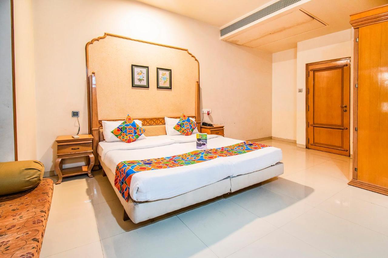 Collection O Hotel Rajwada Near The Pavillion Pune Extérieur photo